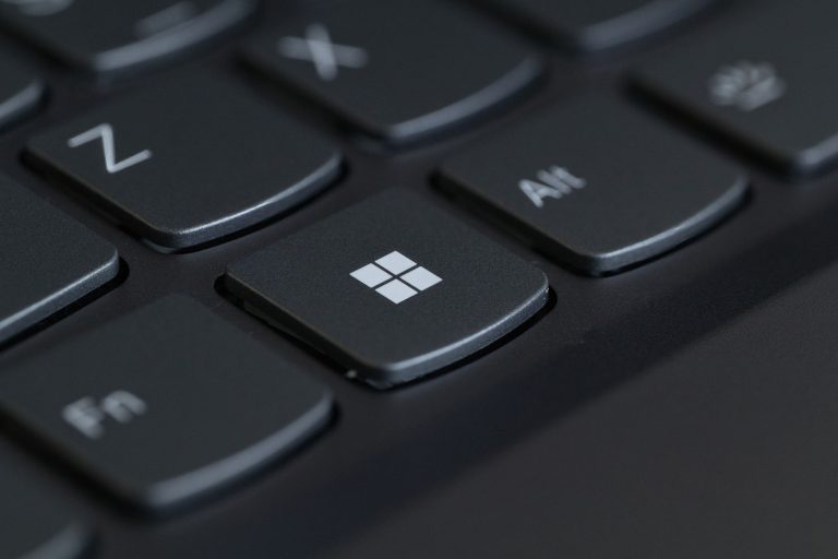 Windows 11 Pro License – Secure Licensing for Enhanced Productivity and Control